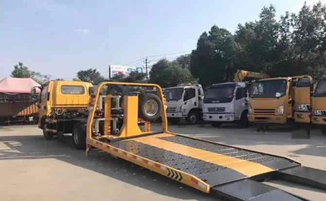 萨嘎汽车中途维修案例